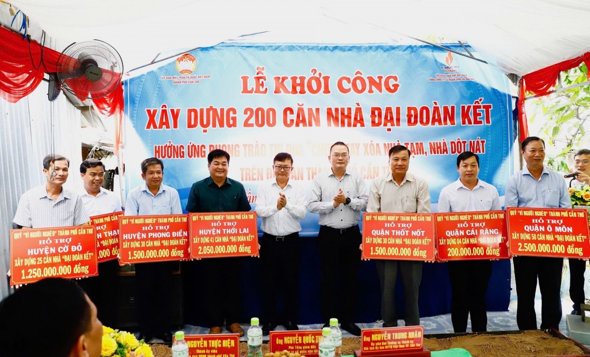 PVTrans tài trợ kinh phí xây dựng 200 căn nhà Đại đoàn kết cho hộ nghèo ở Cần Thơ