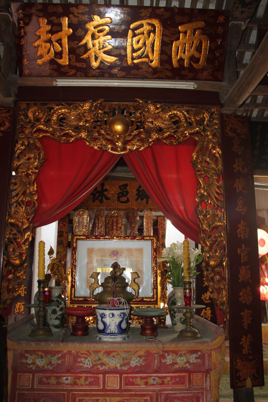 nha-khoa-bang-dang-7-ke-sach-chan-hung-dat-nuoc-5.jpg
