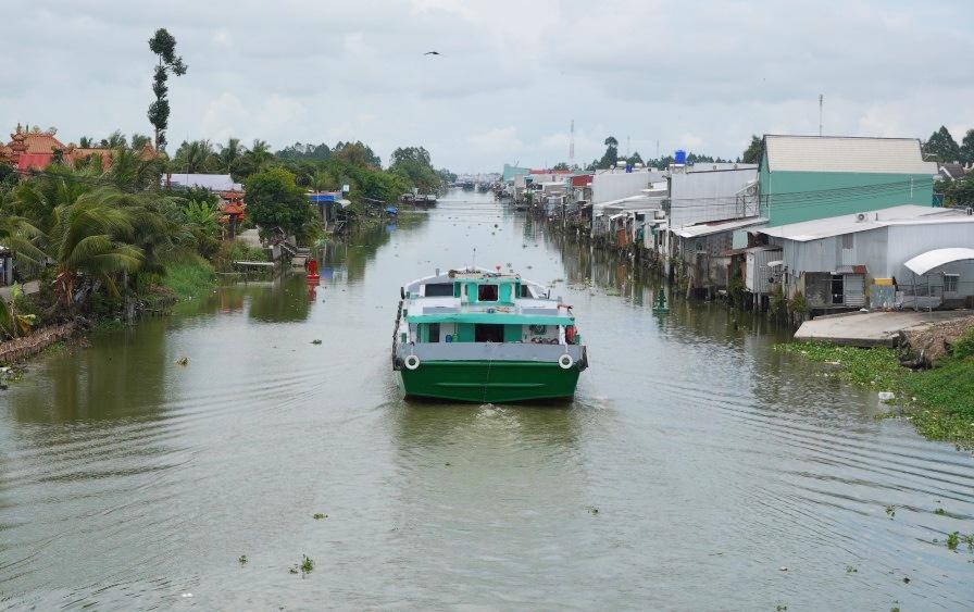 Kênh Cái Sắn qua các tỉnh An Giang, TP Cần Thơ và tỉnh Kiên Giang. Ảnh: Yến Phương