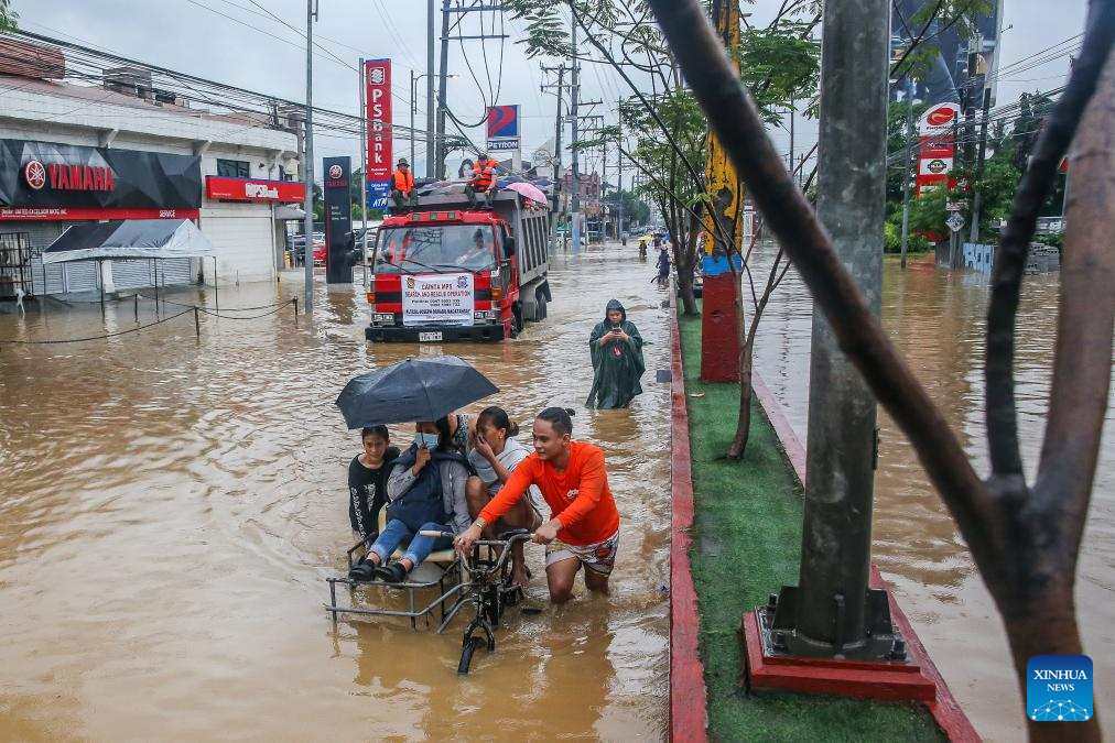 Bão Yagi gây lụt lội ở tỉnh Rizal, Philippines, ngày 2.9.2024. Ảnh: Xinhua