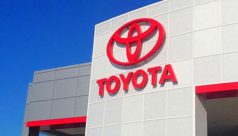 sau hang loat ong lon them toyota tai tro 1 trieu do la cho le nham chuc cua ong trump hinh 1