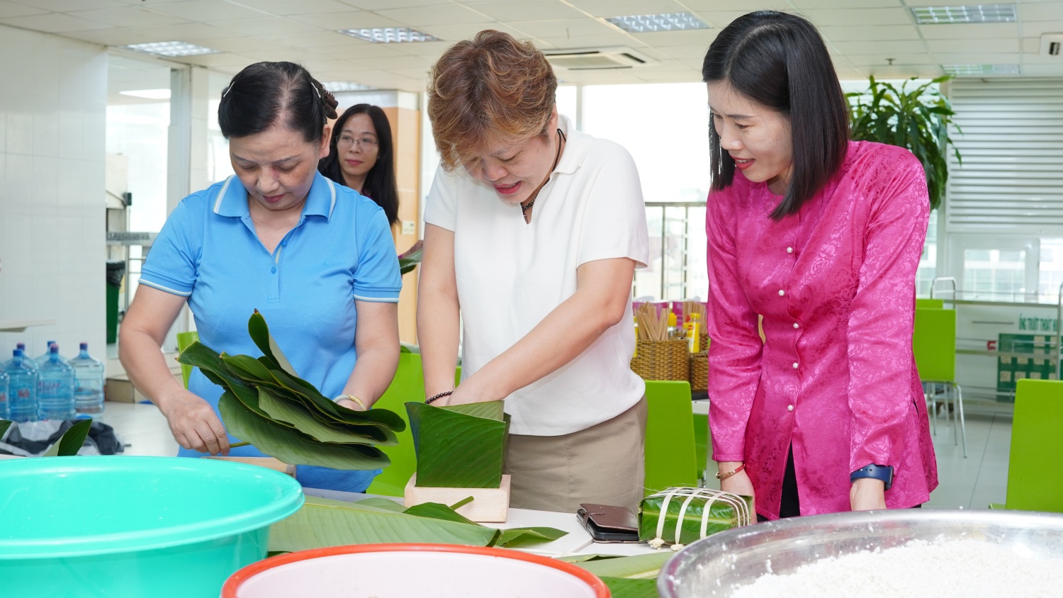 “Ngàn tấm bánh – Vạn nghĩa tình” PVFCCo