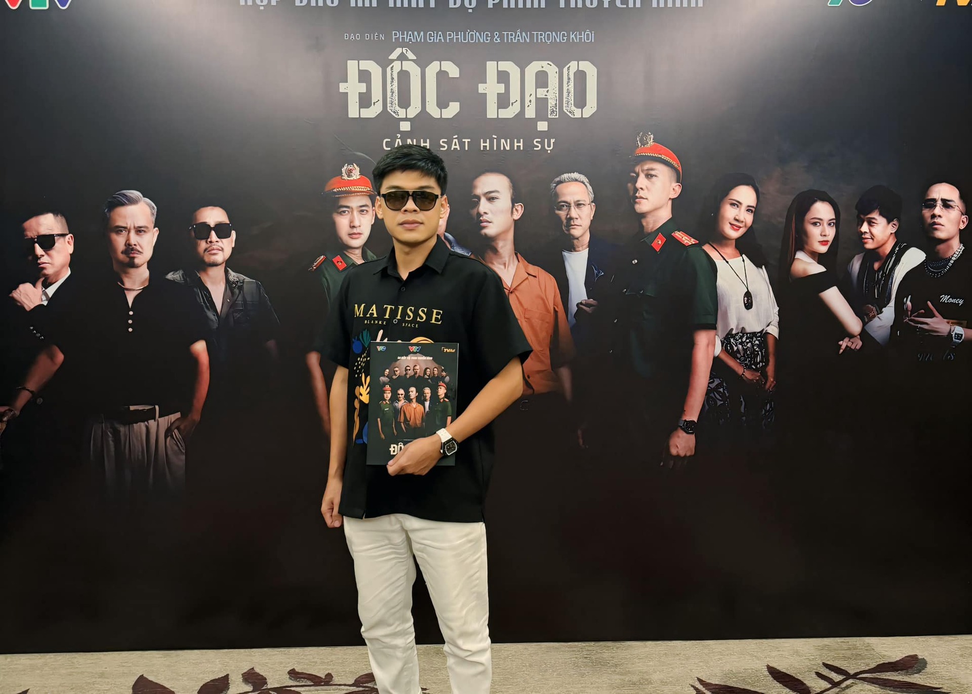 nghe si trung ruoi hai la mot cai duyen khong phai su tinh toan hinh 6