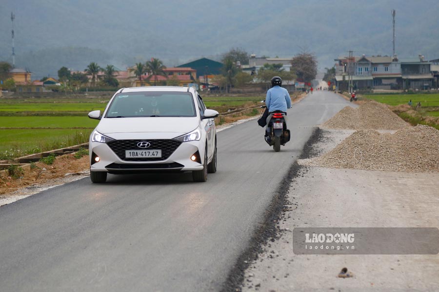 Tuyến nhánh 3 (thuộc xã Thanh Yên, huyện Điện Biên) - Quốc lộ 12 có chiều dài 2,66 km các phương tiện đi lại thuận tiện.