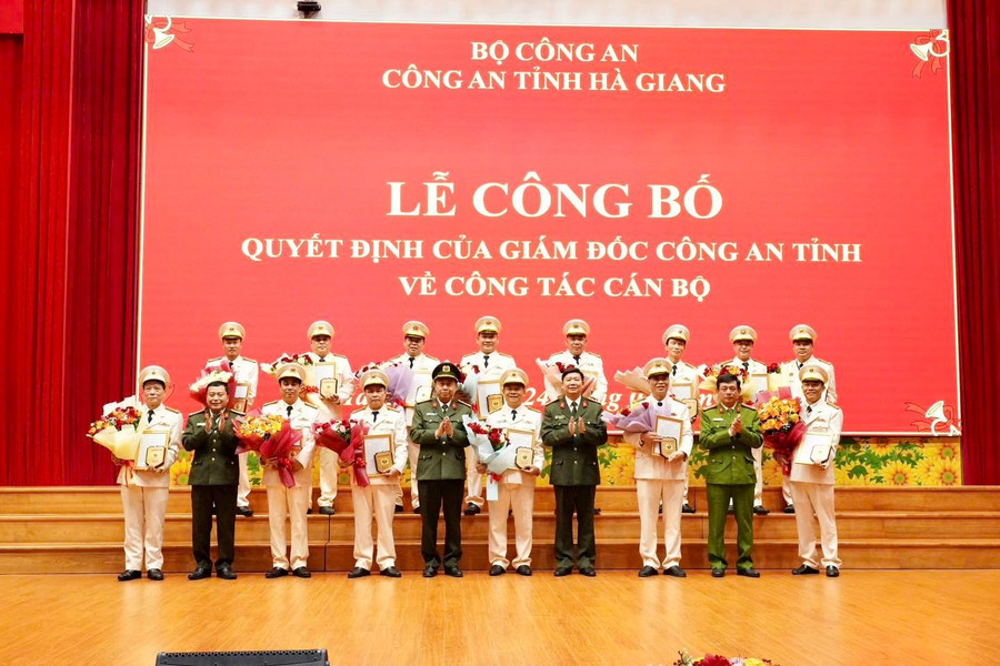 14-cong-an-phong.jpg