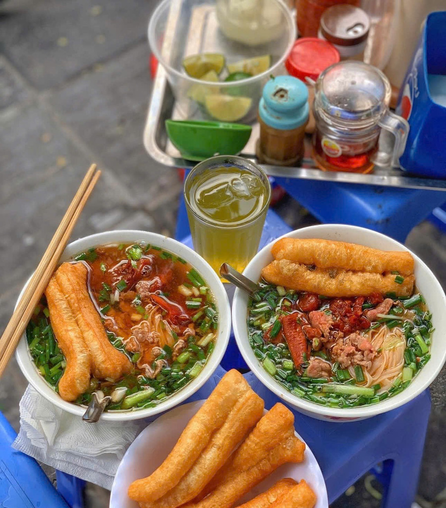 am-thuc-duong-pho-hoi-tho-mot-ha-noi-rat-rieng-4.jpg