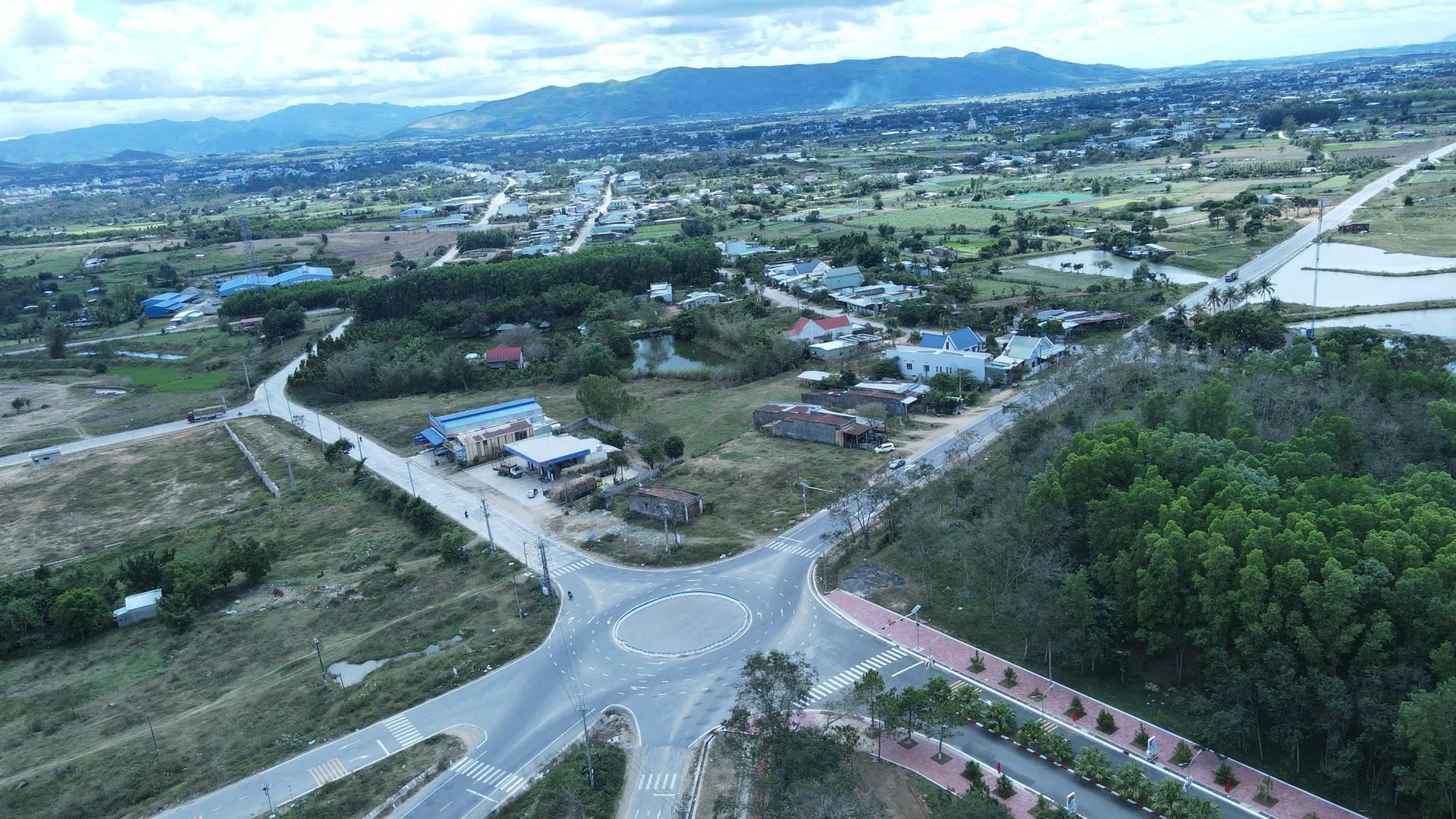 xay dung cao toc quy nhon  pleiku ket noi rung va bien hinh 1
