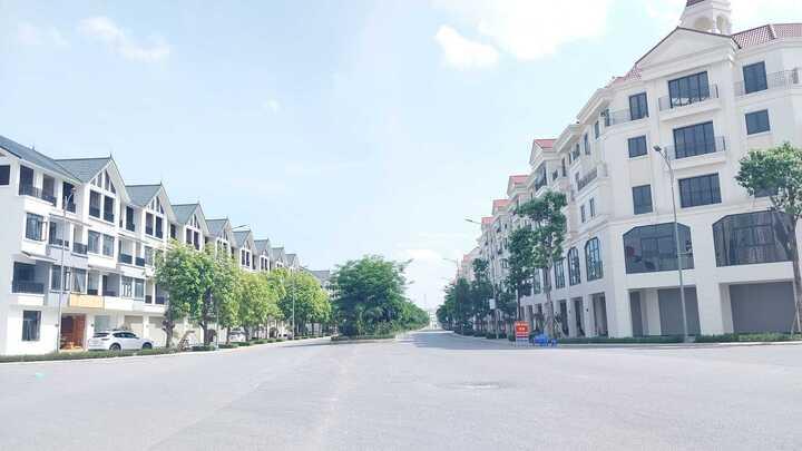 Shophouse tại Hà Nội lại tăng giá chóng mặt- Ảnh 3.