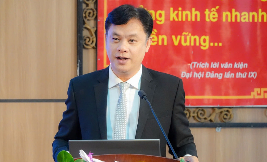 PGS.TS Nguyễn Văn Long. Ảnh: NTCC dua-tieng-anh-thanh-ngon-ngu-thu-hai-trong-truong-hoc-2.jpg