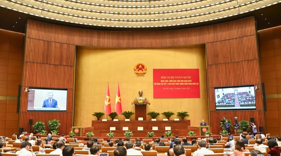 phat-bieu-cua-tong-bi-thu-to-lam2.jpg