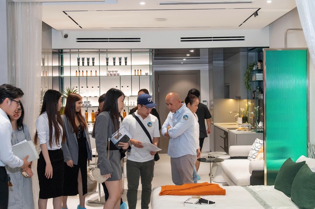 “Thời đến” với bất động sản khu vệ tinh: Sau sáp nhập, thị trường sẽ chứng kiến làn sóng giãn dân mạnh mẽ về khu vực giáp ranh Tp.HCM- Ảnh 1. “Thời đến” với bất động sản khu vệ tinh: Sau sáp nhập, thị trường sẽ chứng kiến làn sóng giãn dân mạnh mẽ về khu vực giáp ranh Tp.HCM- Ảnh 1.