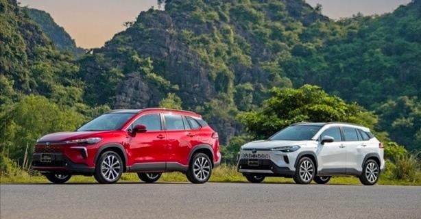 giaxeoto.vn-admin-upload-images-resize-_640-khach-hang-cua-toyota-corolla-cross-la-ai(1).jpg
