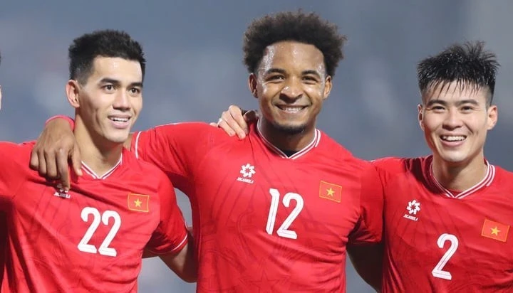 Tiến Linh dẫn đầu cuộc đua Vua phá lưới 2024/25.