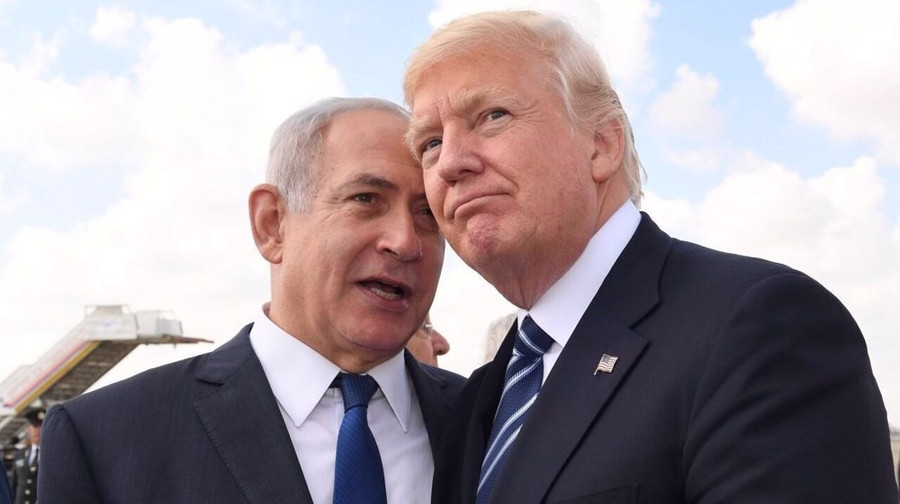 Tổng thống Hoa Kỳ Donald Trump (R) đã hoàn toàn ủng hộ hành động xâm lược của Israel đối với Cộng hòa Hồi giáo Iran.