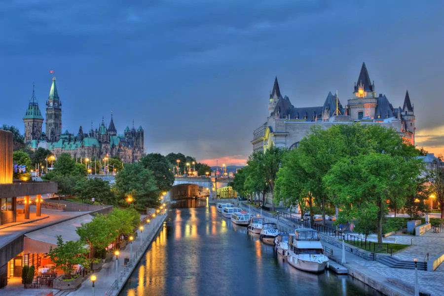 Thiếu hụt sinh viên quốc tế ảnh hưởng đến giáo dục và kinh tế Canada.