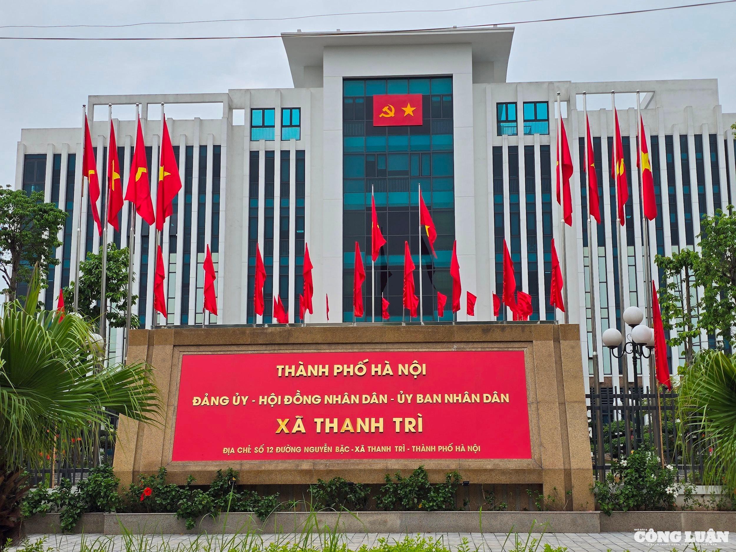 Xã Thanh Trì mới trang trí, chuẩn bị sẵn sàng cho ngày vận hành chính quyền địa phương hai cấp.