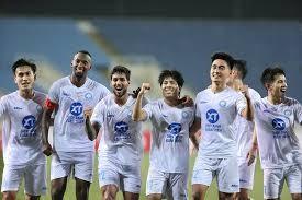 Nam Định bảo vệ thành công ngôi vô địch V-League Awards 2024/25.