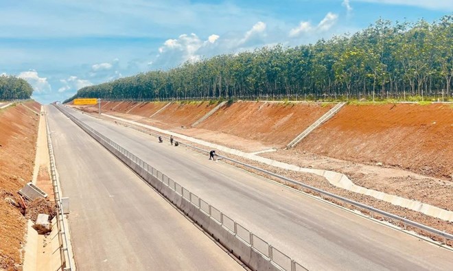 Quảng Trị quyết liệt gỡ vướng để đẩy nhanh tiến độ cao tốc Bắc - Nam