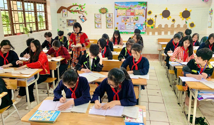 Một tiết học Trường Phổ thông Dân tộc Nội trú THCS và THPT Cao Lộc (Kỳ Lừa, tỉnh Lạng Sơn).