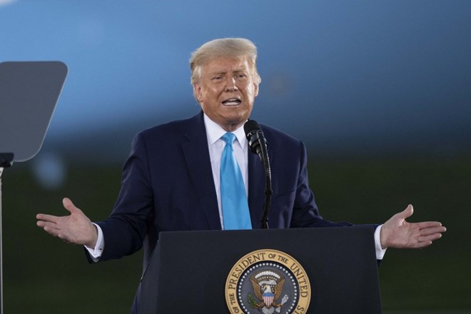 Tòa Tối cao Mỹ cho phép Tổng thống Trump tiếp tục giải thể Bộ Giáo dục