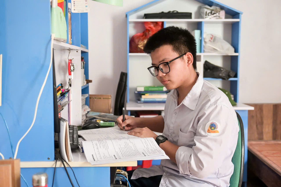 Lộ trình học tập khoa học và mục tiêu cụ thể là bí quyết giúp Đam đạt thành tích xuất sắc trong kỳ thi tốt nghiệp THPT.