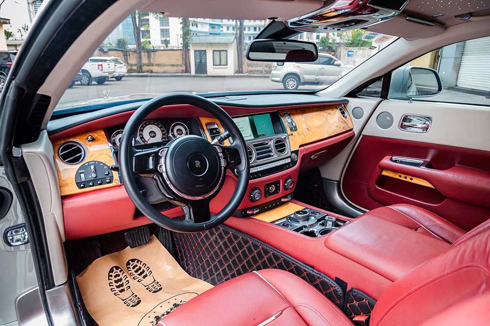 Cận cảnh nội thất của xe. Ảnh: Huệ Minh