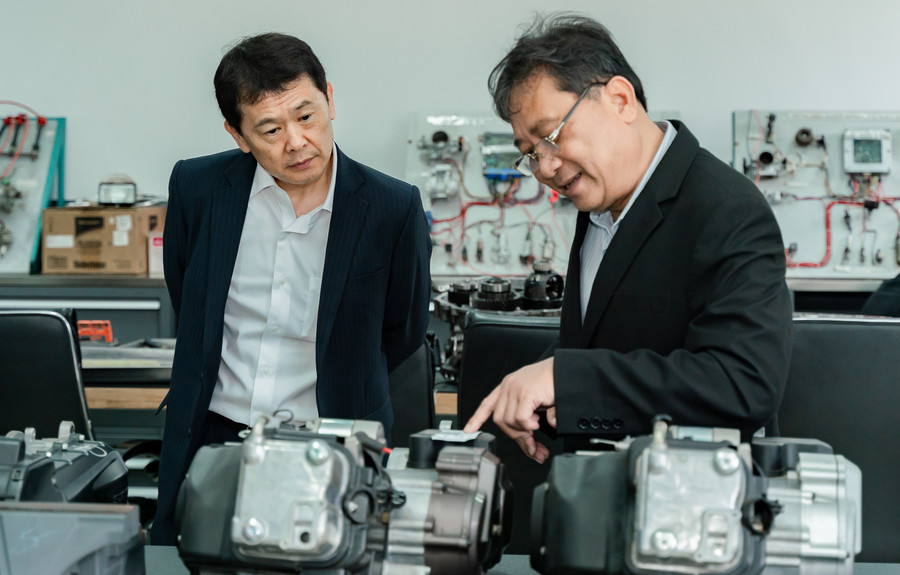 Phòng thực hành của Khoa Cơ khí động lực, Trường Đại học Sư phạm Kỹ thuật TPHCM. Ảnh: HCMUTE