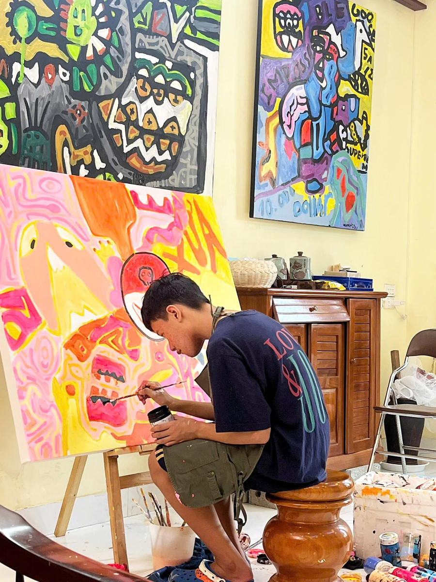 Triển lãm lần đầu của Phạm Hải Nguyên mang tên "Góc nhìn đa chiều", trưng bày 44 tác phẩm tại Hà Nội. pham-hai-nguyen-3.jpg