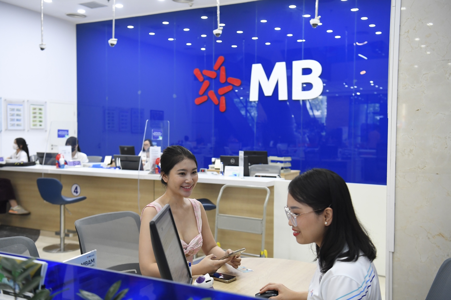 Ng&acirc;n h&agrave;ng MB ghi dấu cột mốc mới khi lọt v&agrave;o Big5 nộp ng&acirc;n s&aacute;ch.