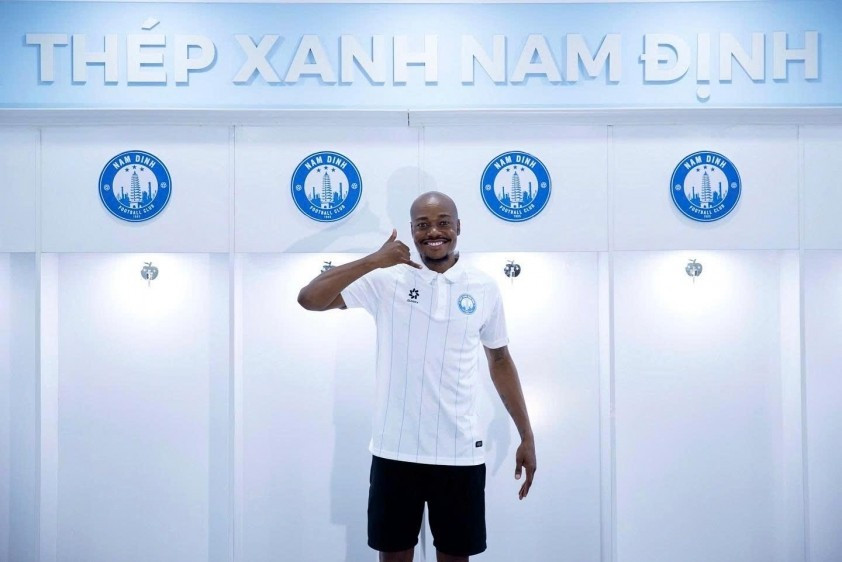 Brighton Percy Tau lọt top cầu thủ đắt nhất Đông Nam Á.