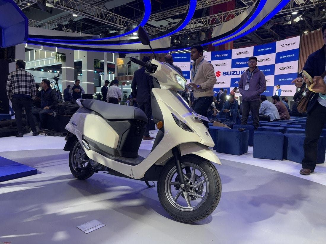 Suzuki e-Access có thiết kế quen mắt khi giữ nhiều nét thiết kế của dòng xe máy tay ga động cơ xăng - Ảnh: Suzuki