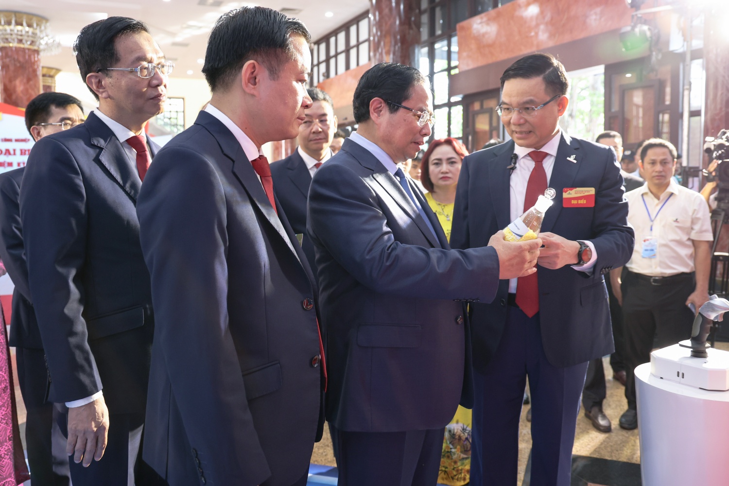 Viết tiếp câu chuyện tự hào Petrovietnam