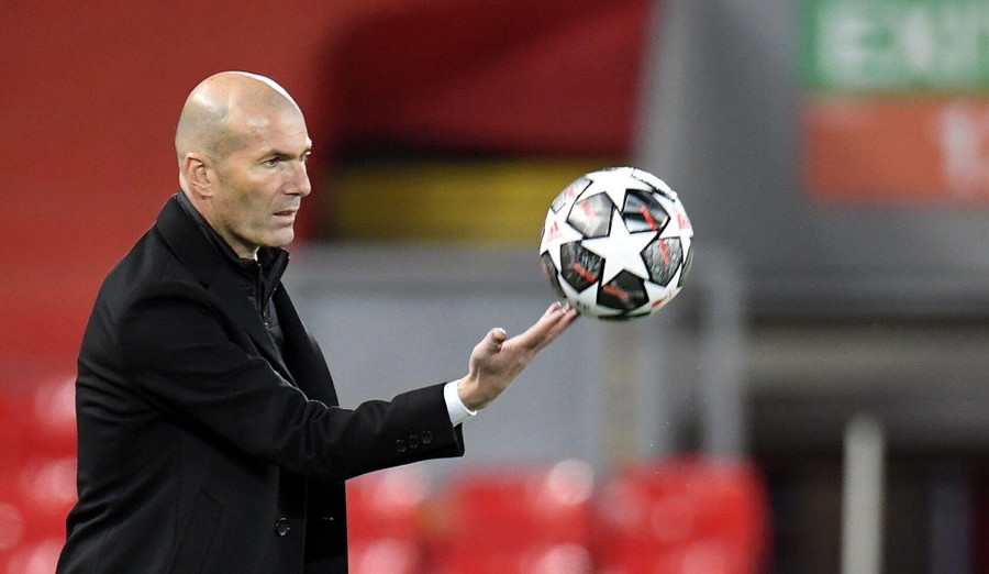 HLV Zidane được cho là có cơ hội dẫn dắt Man United.