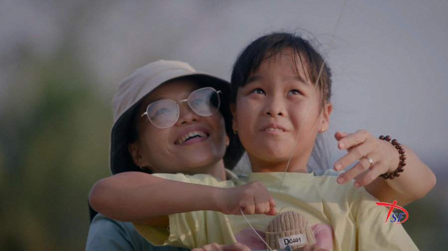 'Không đầu hàng số phận' của đạo diễn Hoàng Hà Lê khắc họa chân dung những con người vượt nghịch cảnh. lien-hoan-phim-tai-lieu-chau-au-viet-nam-lan-thu-15-1.jpg