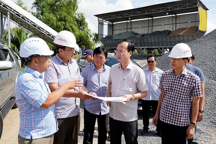 Chủ tịch UBND tỉnh Trần Trí Quang đến kiểm tra thực tế tại công trường
