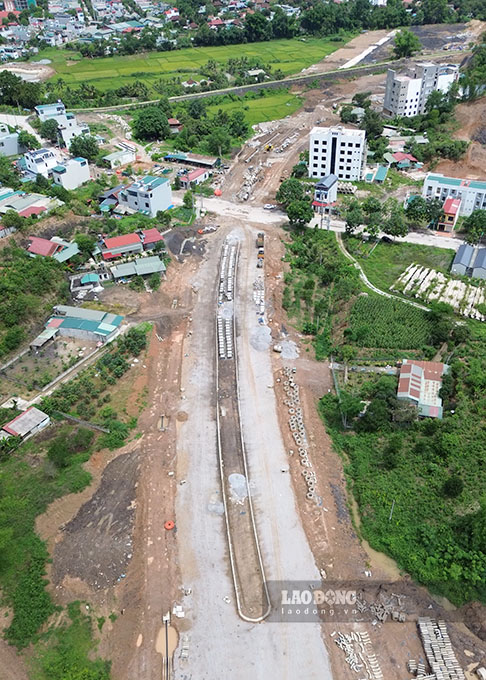 Gói thầu số 5, dự án đường động lự (thuộc phường Mường Thanh). Ảnh: Quang Đạt