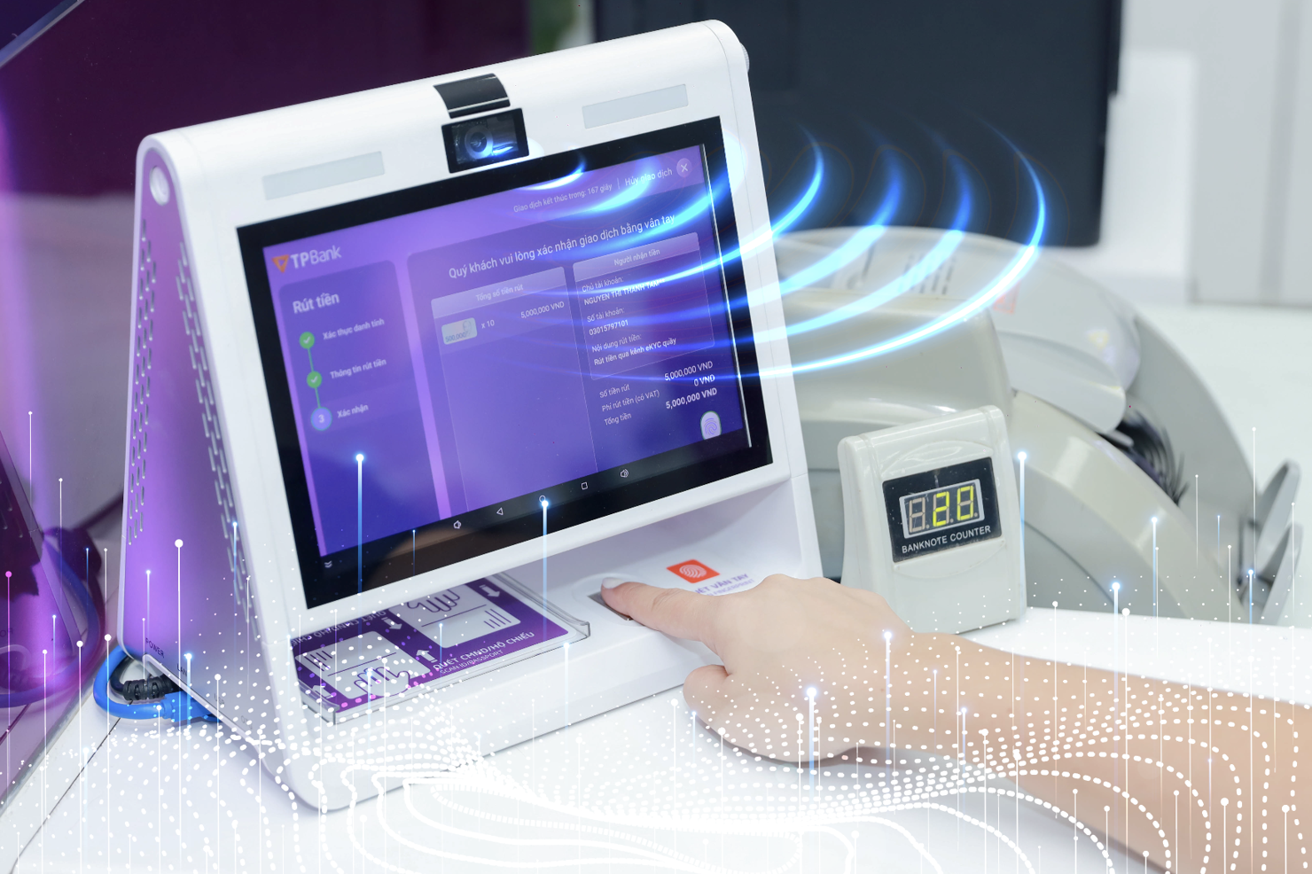 C&aacute;c th&ocirc;ng tin nhạy cảm như dữ liệu kh&aacute;ch h&agrave;ng được m&atilde; h&oacute;a v&agrave; ph&acirc;n tầng truy cập.