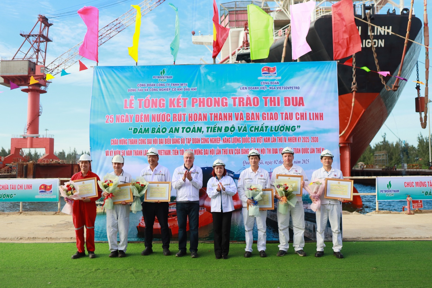 PVSM hoàn thành và bàn giao tàu tải trọng 150.000 tấn cho Vietsovpetro, vượt tiến độ 5 ngày PVSM hoàn thành và bàn giao tàu tải trọng 150.000 tấn cho Vietsovpetro, vượt tiến độ 5 ngày