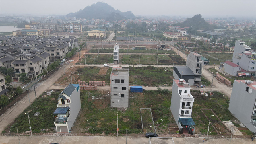 sua-luat-xay-dung-thao-go-diem-nghen.jpg
