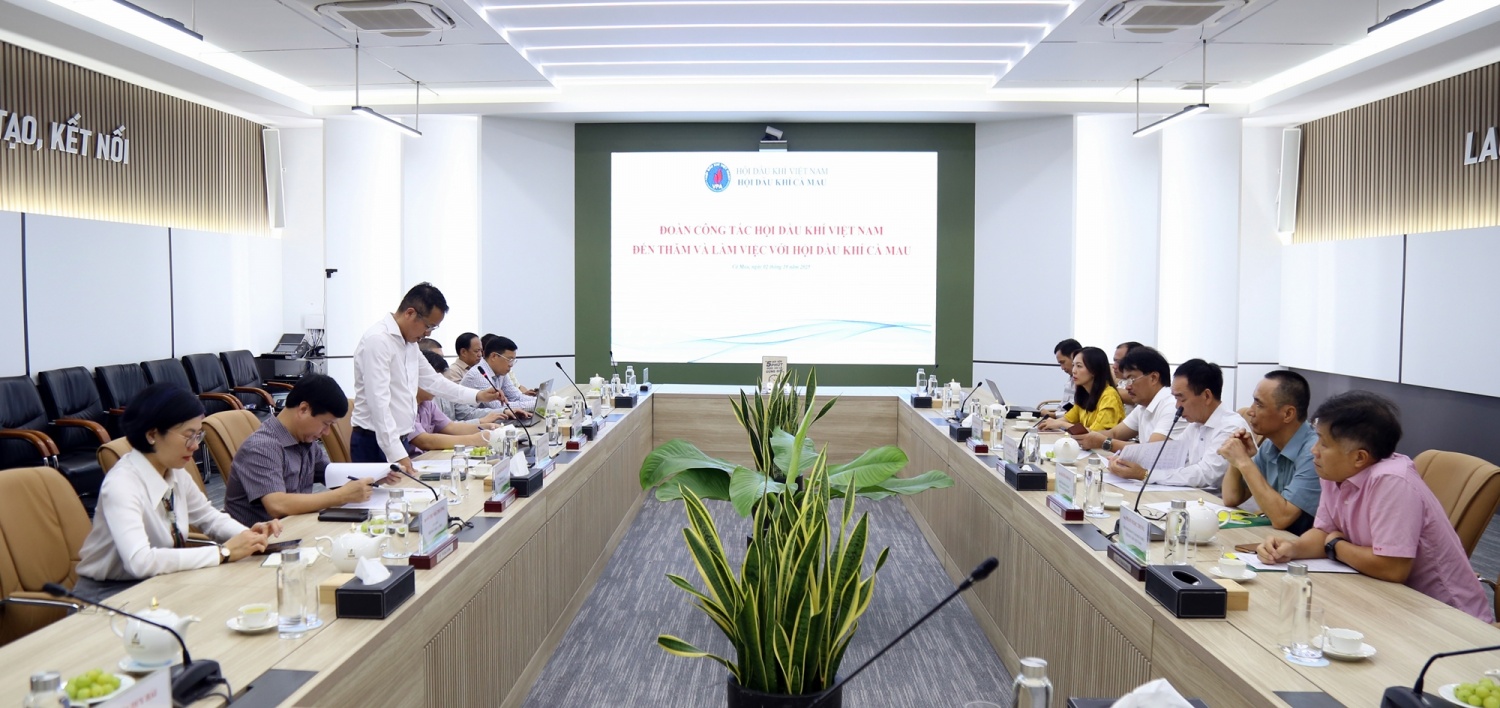 Hội Dầu khí Cà Mau: Gắn kết hội viên, đồng hành cùng Cụm Khí - Điện - Đạm phát triển bền vững Hội Dầu khí Cà Mau: Gắn kết hội viên, đồng hành cùng Cụm Khí - Điện - Đạm phát triển bền vững