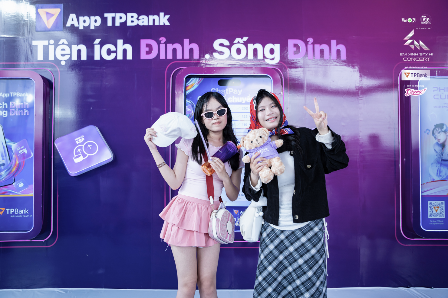 App TPBank đồng điệu c&ugrave;ng nhịp sống, cảm x&uacute;c v&agrave; xu hướng giới trẻ.