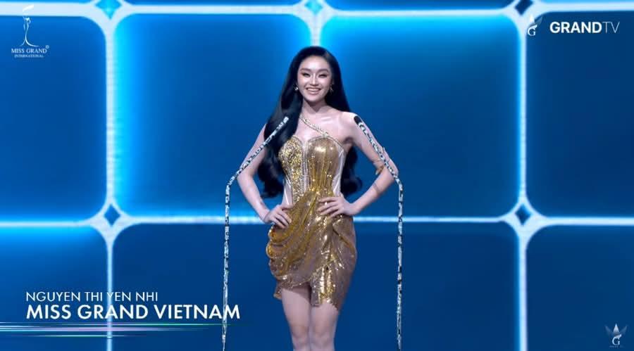 Đại diện Việt Nam - Hoa hậu Nguyễn Thị Yến Nhi lộ diện trong đêm chung kết.