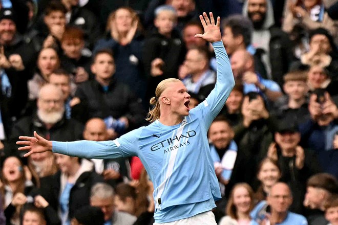 Erling Haaland đơn giản là không thể ngăn cản