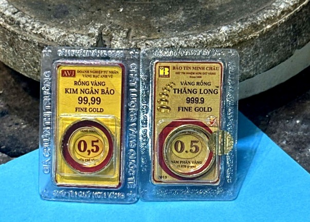 Giá vàng nhẫn 9999 tại thị trường trong nước hiện giao dịch quanh mức 155,5 - 158,5 triệu đồng/lượng (mua vào - bán ra). Ảnh: Cẩm Hà