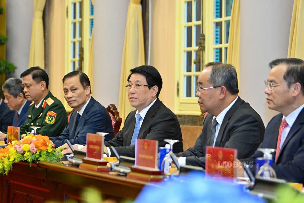 Chủ tịch nước Lương Cường phát biểu trong buổi tiếp Bộ trưởng Bộ Chiến tranh (Bộ Quốc phòng) Mỹ Pete Hegseth. Ảnh: Hải Nguyễn