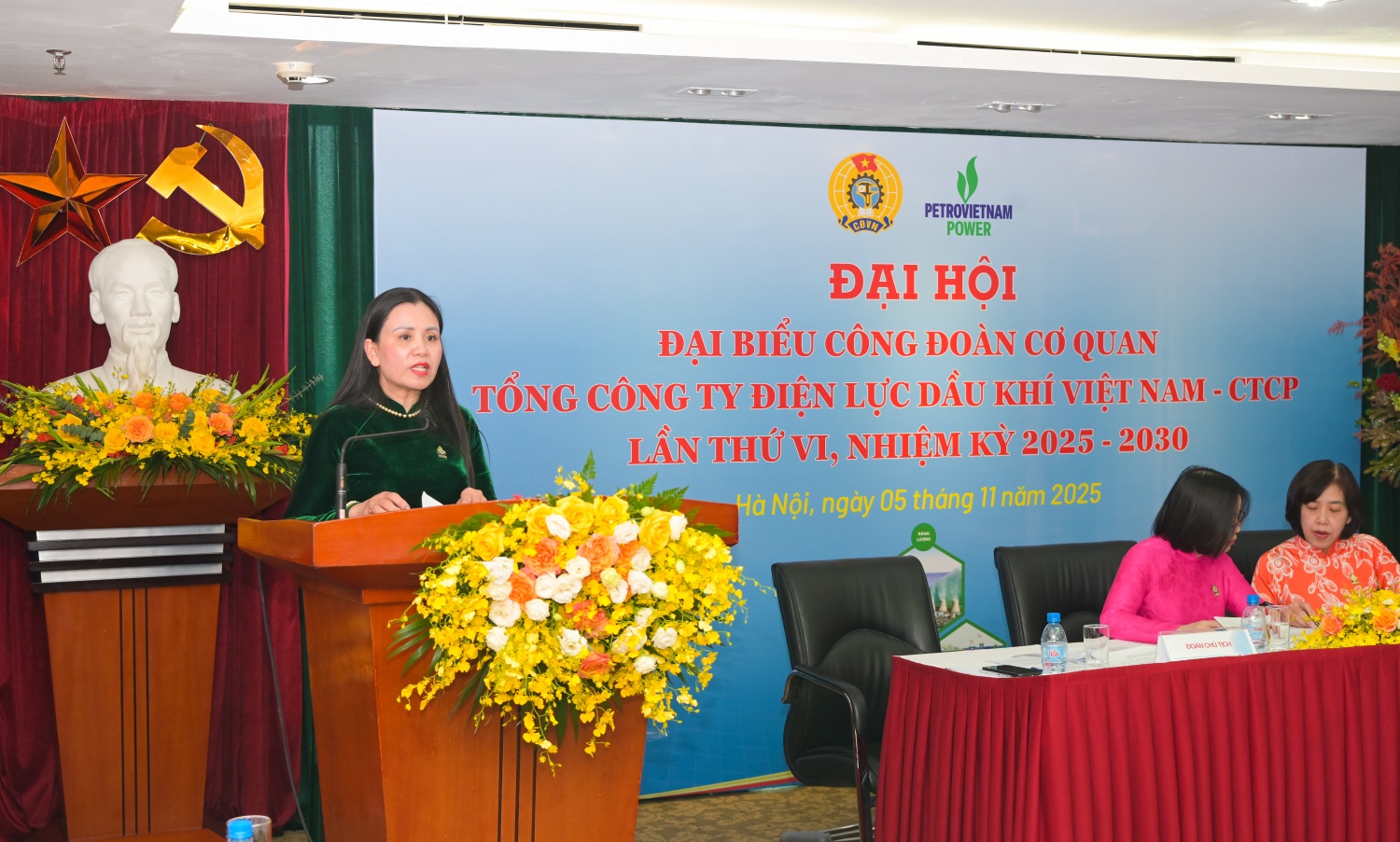 Công đoàn Cơ quan PV Power phát huy vai trò hạt nhân đoàn kết, điểm tựa vững chắc của NLĐ Công đoàn Cơ quan PV Power phát huy vai trò hạt nhân đoàn kết, điểm tựa vững chắc của NLĐ