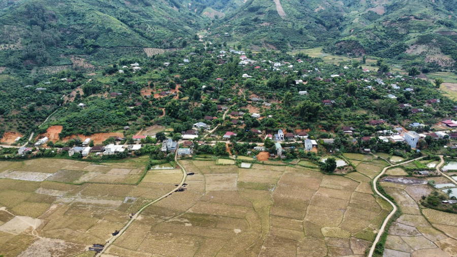 Đời sống của người dân xã Chiềng Sơ ngày càng nâng cao. z7218761784098-45267f7695276a61287f6064f83657d6.jpg