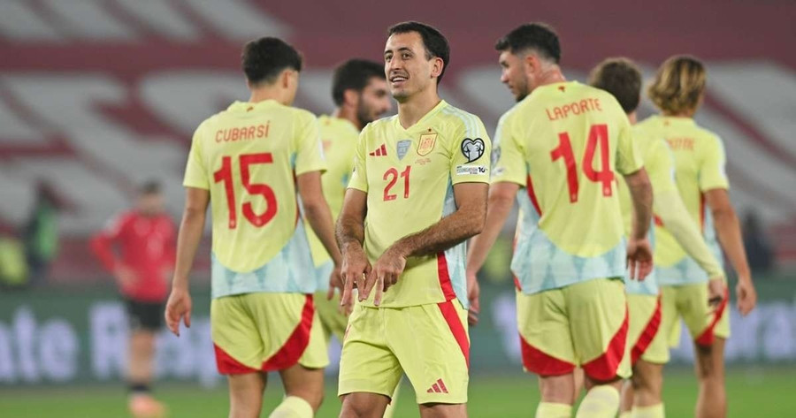 Tây Ban Nha thắng Georgia 4-0 ở vòng loại World Cup trên sân Boris Paichadze Dinamo, Tbilisi hôm 16/11 (giờ Hà Nội). tbn.jpg