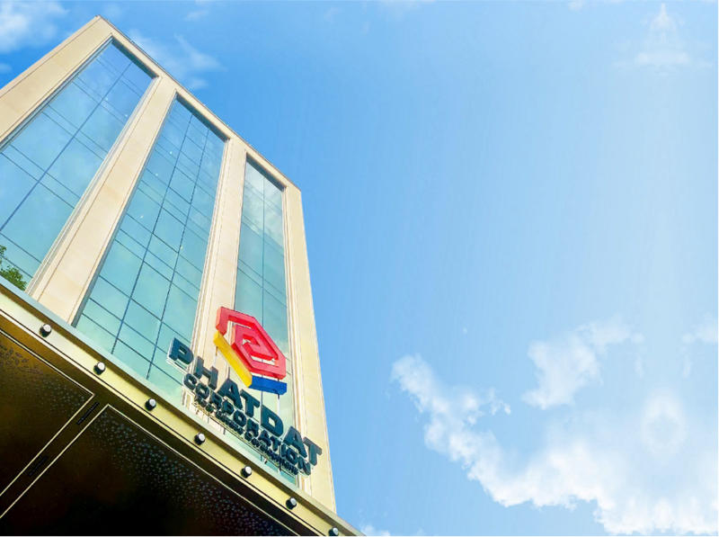 Tòa nhà trụ sở chính của Phát Đạt tại trung tâm TP. Hồ Chí Minh - 39 Phạm Ngọc Thạch, phường Xuân Hòa.