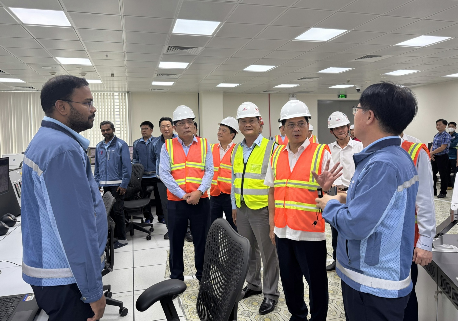 Phó Thủ tướng Bùi Thanh Sơn kiểm tra tiến độ Dự án Nhơn Trạch 3 và 4: Hoàn thành 99,15%, sẵn sàng vận hành thương mại